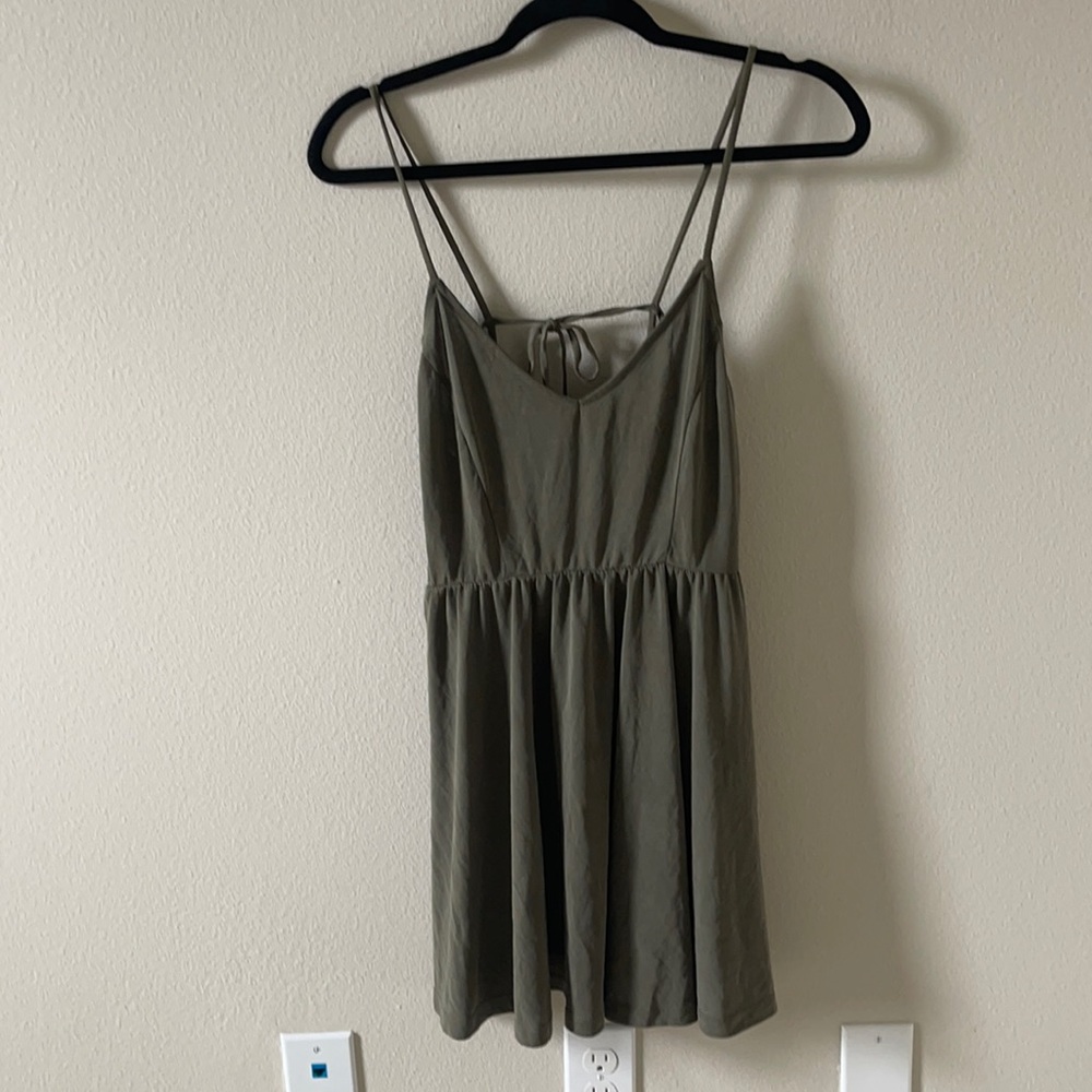 Adjustable Cage Back Cute Flowy Olive Dress
